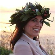 Offro lezioni private e/o di gruppo a ragazzi e adulti che hanno voglia di apprendere e migliorare la lingua